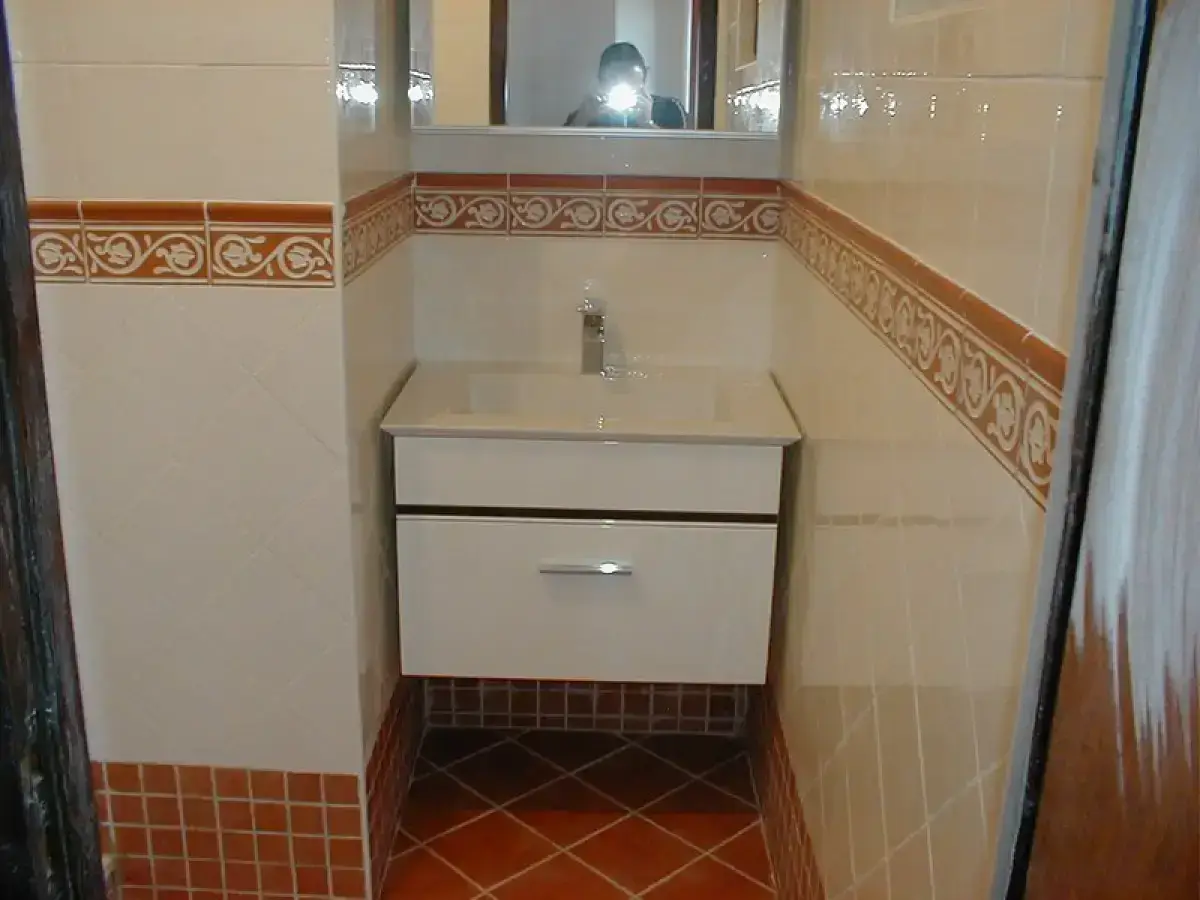 Carreleur pour une salle de bain