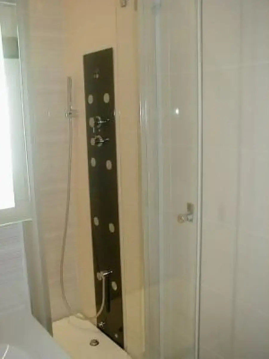 Salle de bain moderne à Marseille