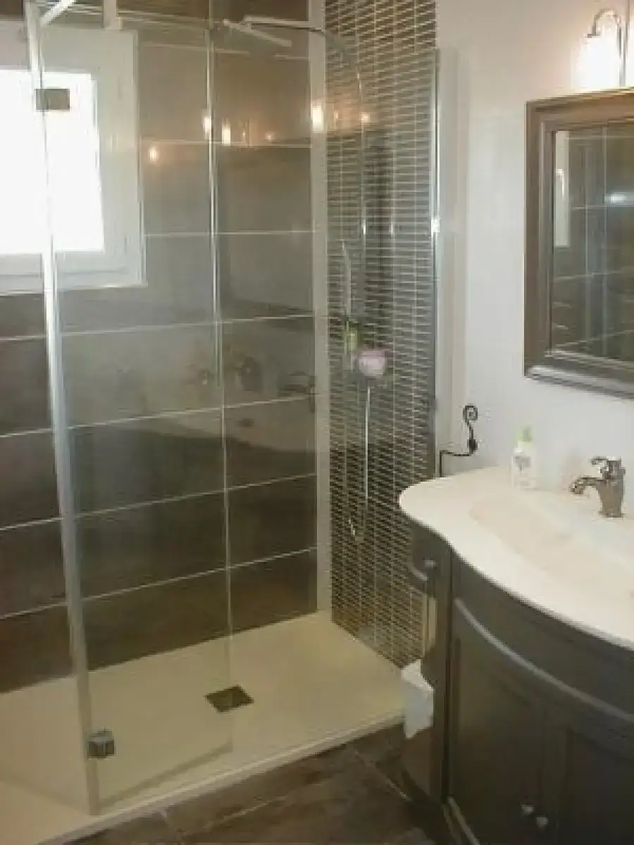 Création d'une Douche Italienne à Marseille - Image 1