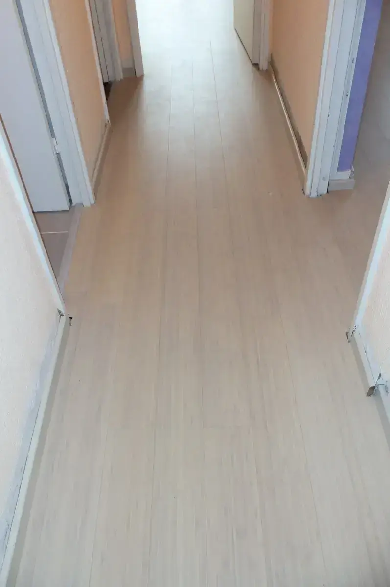 Vente et pose de  parquet flottant à Marseille